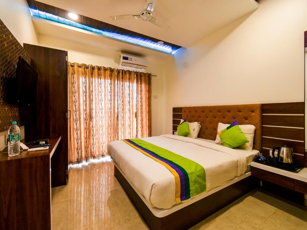 Treebo Trend Prince Palace Panchgani Hotel Buitenkant foto